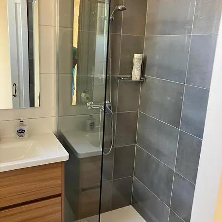 Apartment V86 - Harbour Lookout