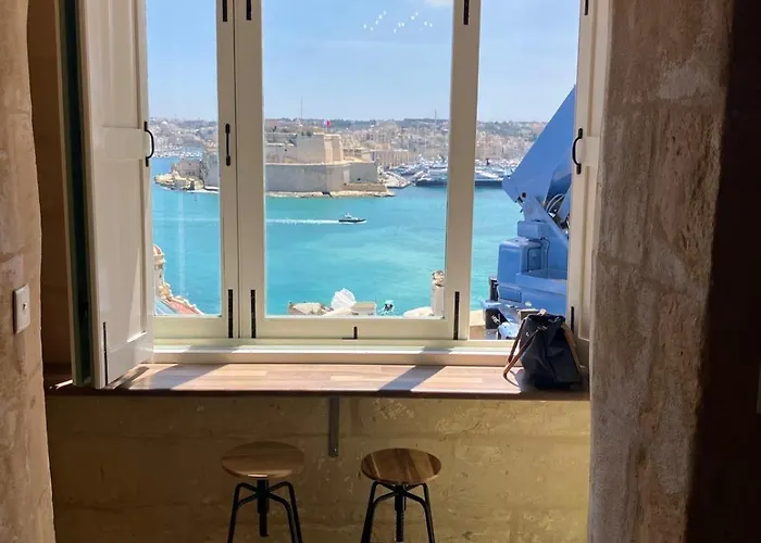 Apartment V86 - Harbour Lookout Valletta